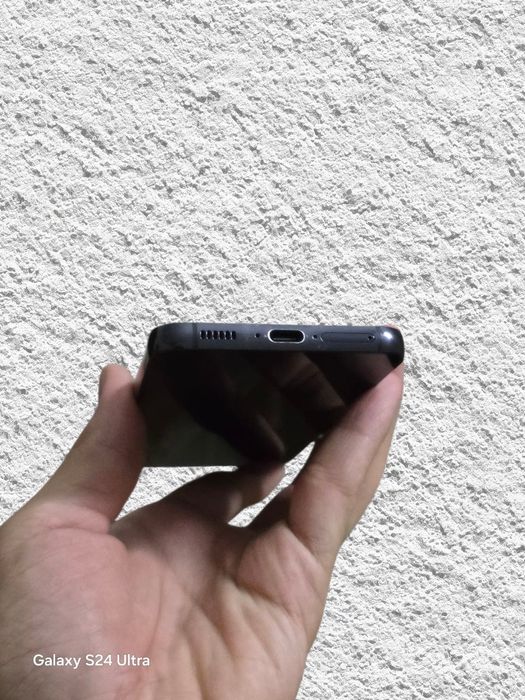 Samsung s23  5G 256gb