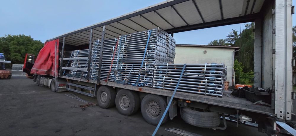 Popi metalici, stalpi reglabili, schela metalica italia, accesorii furci trepiezi podine