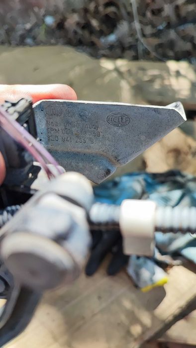 Моторче за регулиране нивото на фаровете Ауди А4 Б7