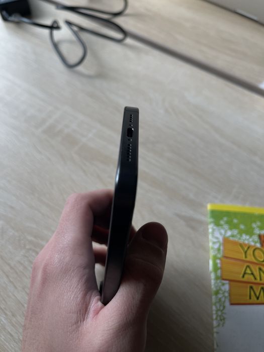 IPhone 15 pro max sotiladi