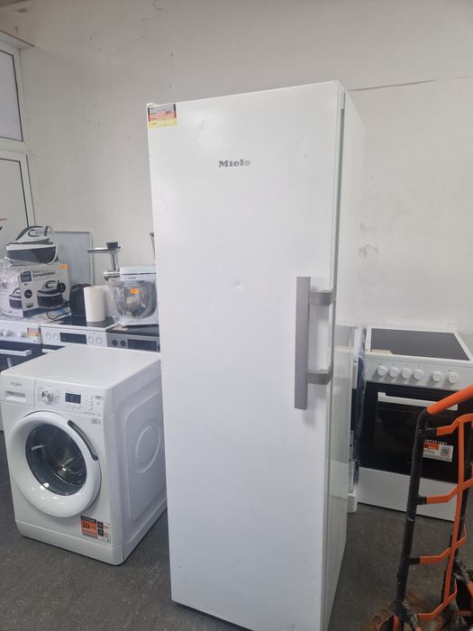 Хладилник Miele 393 литра