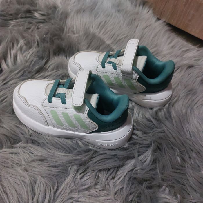 Бебешки маратонки Adidas Nike 71/2,