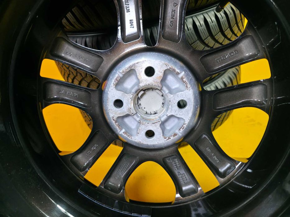 Roti Jante Anvelope IARNA 4x100 185/60/16 OEM Toyota Yaris CA NOI 2023