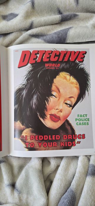 True Crime detective magazines Taschen книга на три езика