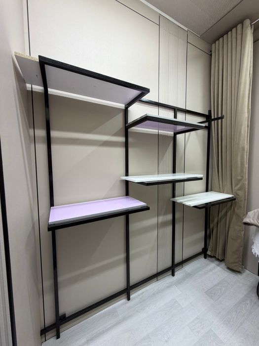 Стелаж для вещей