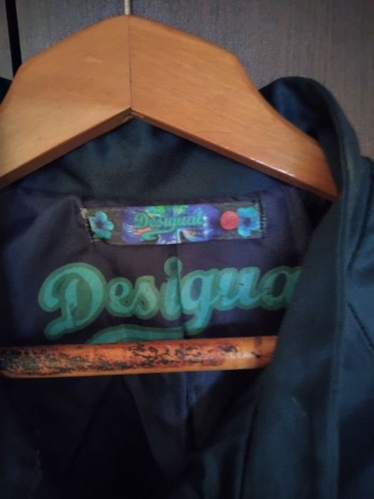 Манто Disigual в тъмно синьо