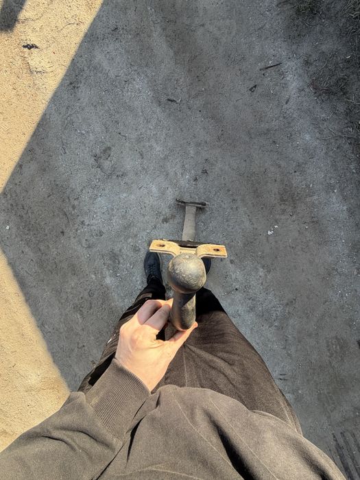 Продам фаркоп на ауди