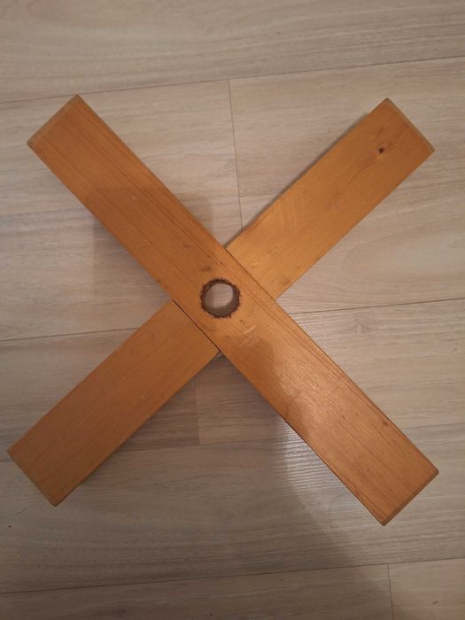 Кръстачка за елха