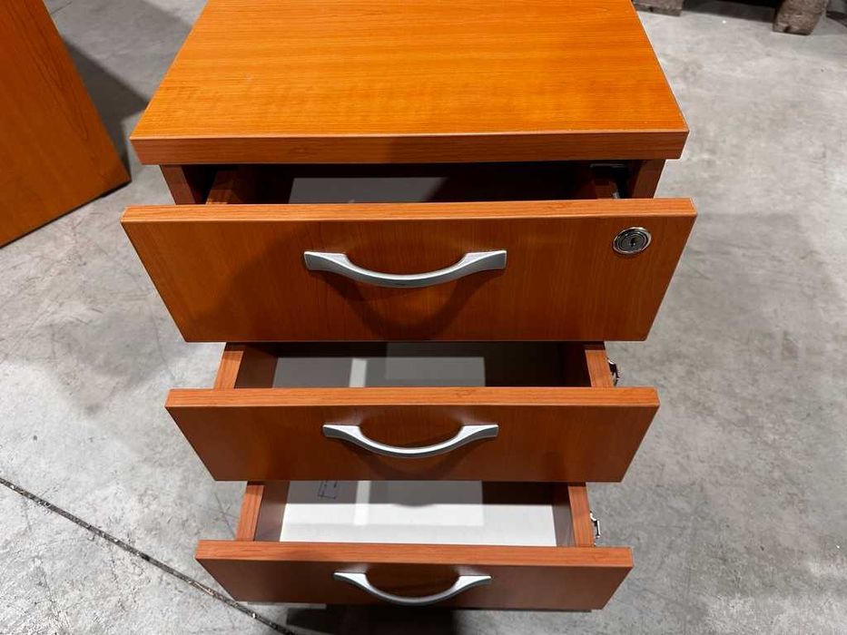 Офис контейнер с 3 чекмеджета – 20 бр.