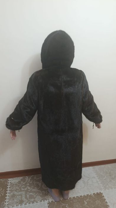 Продам норковую шубу