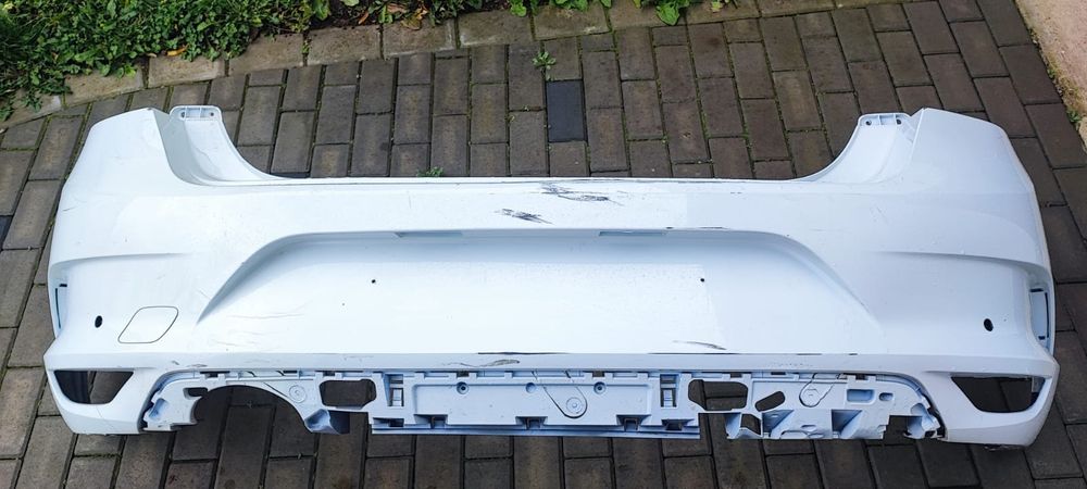 Bară spate Renault megane 4 berlina 2020