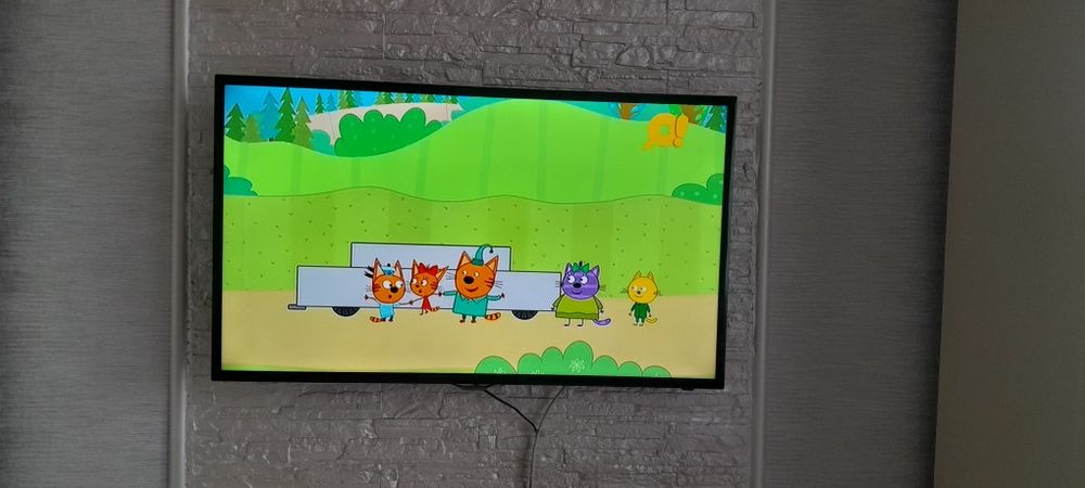 Продам телевизор Samsung smart tv