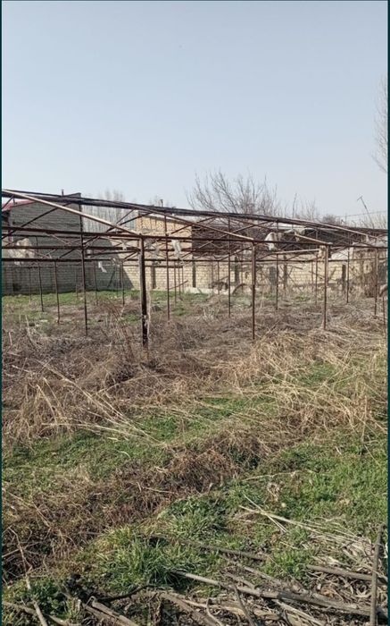 Quruq yer sotiladi srochni