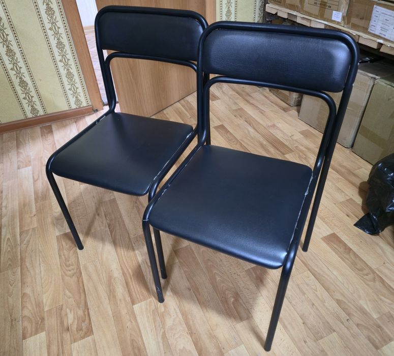 Продам 2 стула для офиса