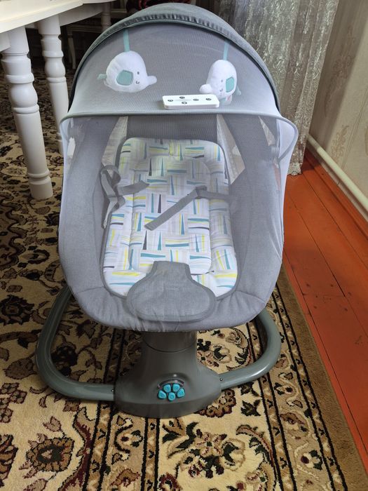 Шизлонг детский электронный