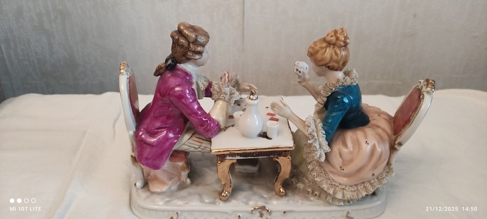 Порцеланова композиция с Dresden дантела - винтидж