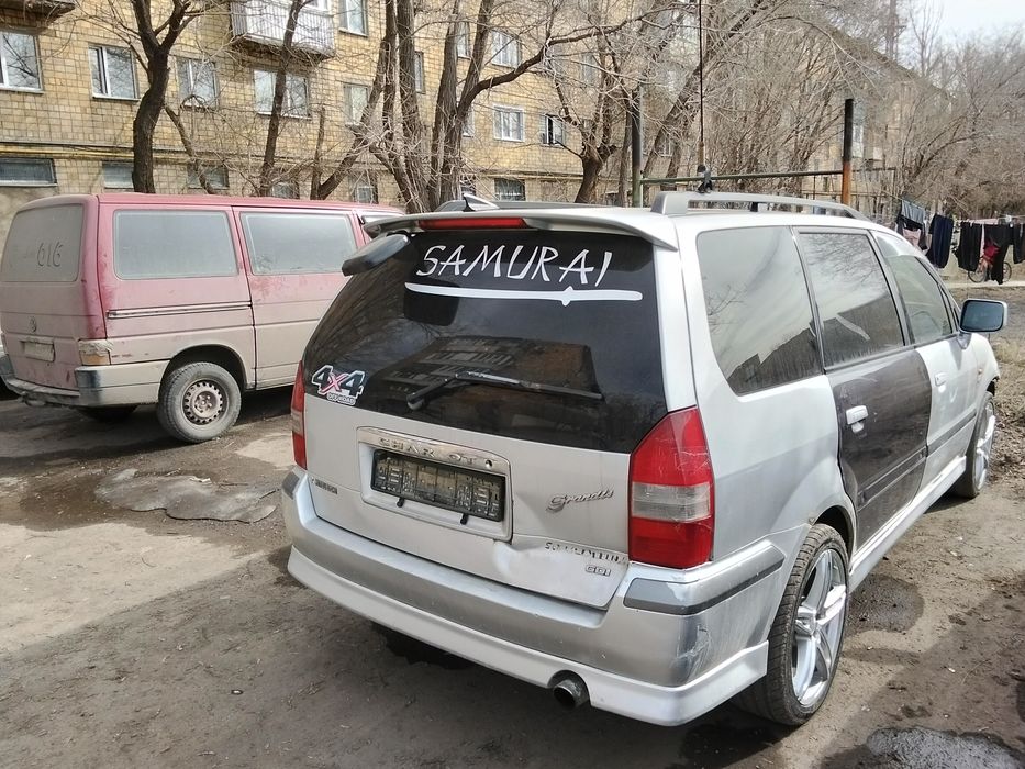 Продам mitsubishi chariot
