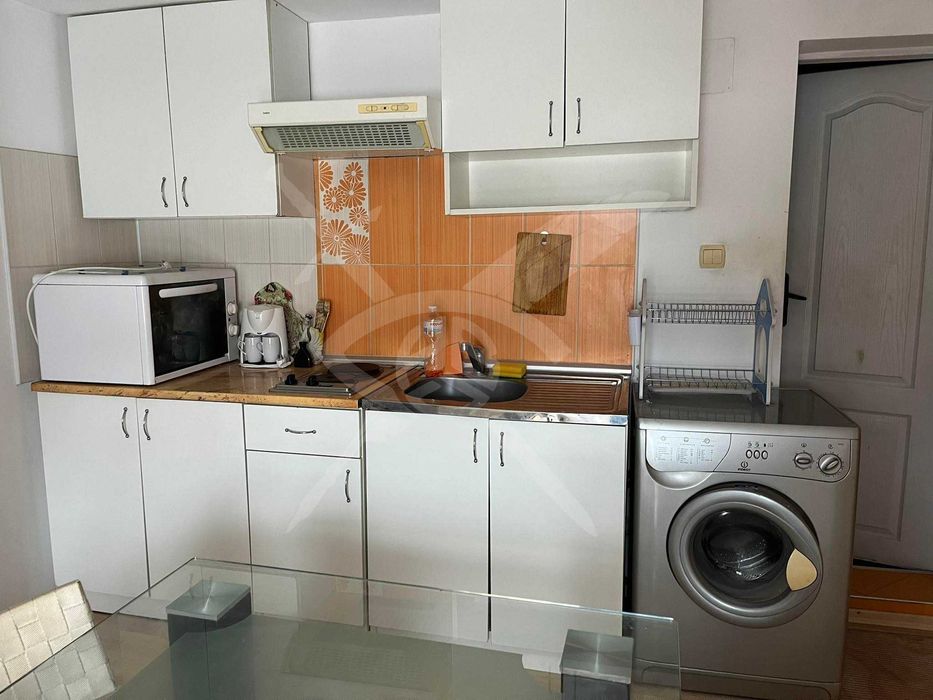 Дава се под наем Двустаен апартамент в Варна, Център - 50 кв.м за 400 € - Снимка #1