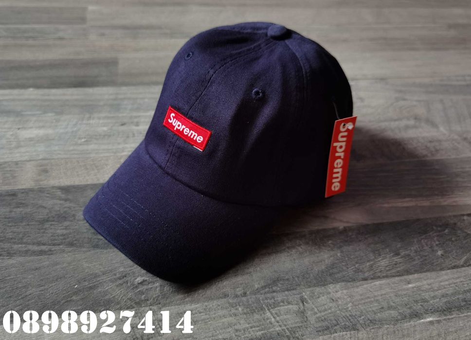 Нови Шапки Supreme