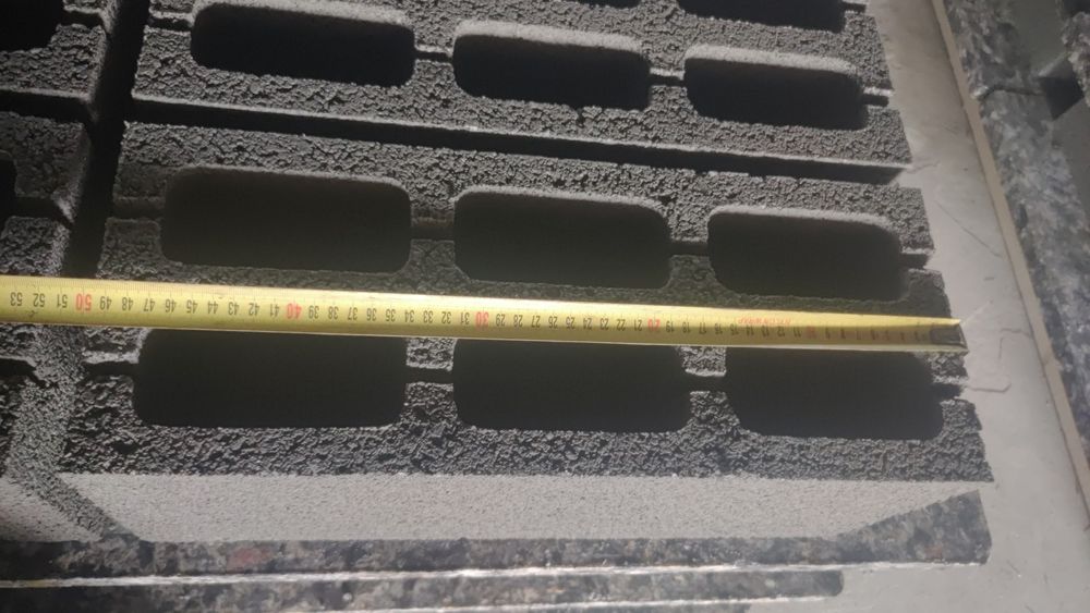 Bolțari  de 50x20x20 cm pentru garduri