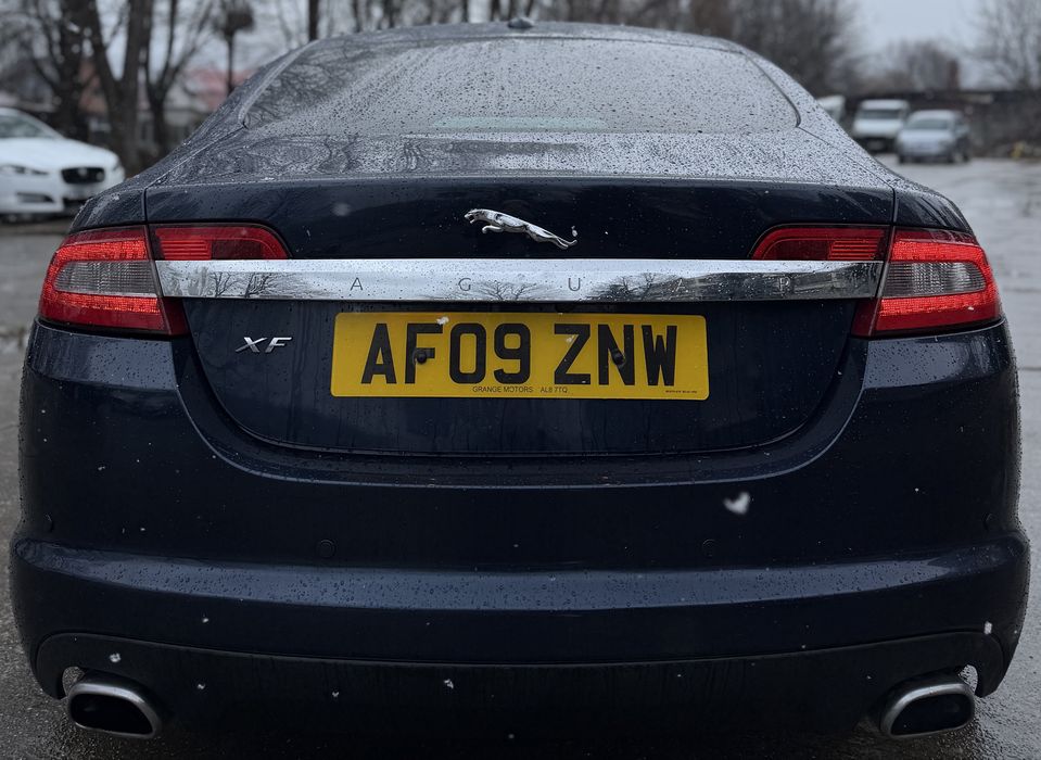 JAGUAR XF - 3.0 diesel - V6 - 245 CP - Euro 5 - Automat - Luxury