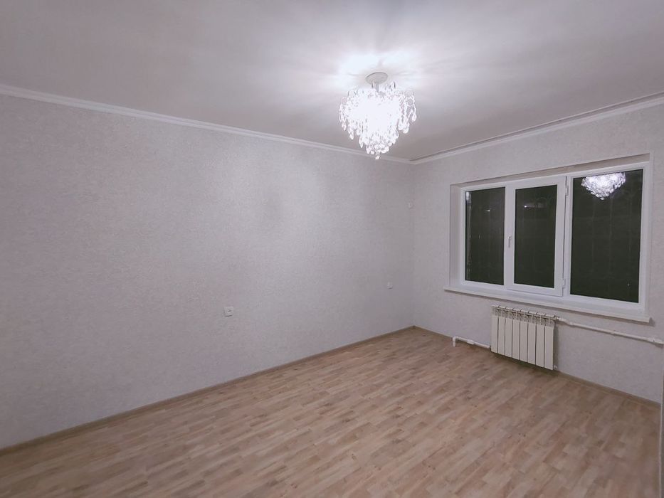 Срочно 1ком квартира с РЕМОНТОМ в Поселке..Продам .Кирпич