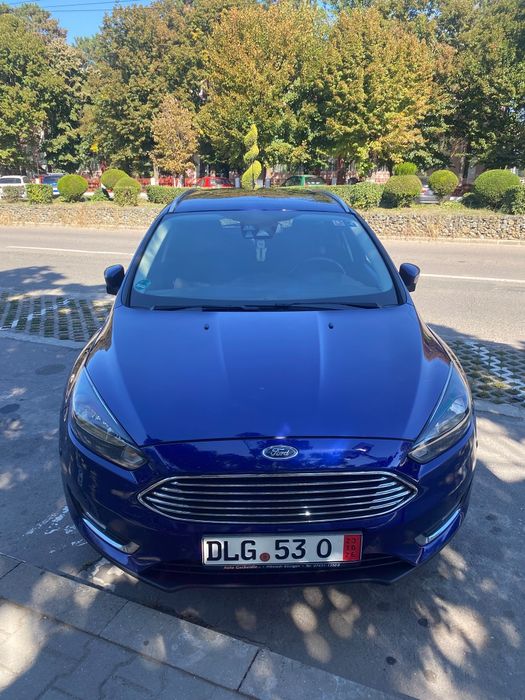 FORD Focus 2015 — imagine 5
