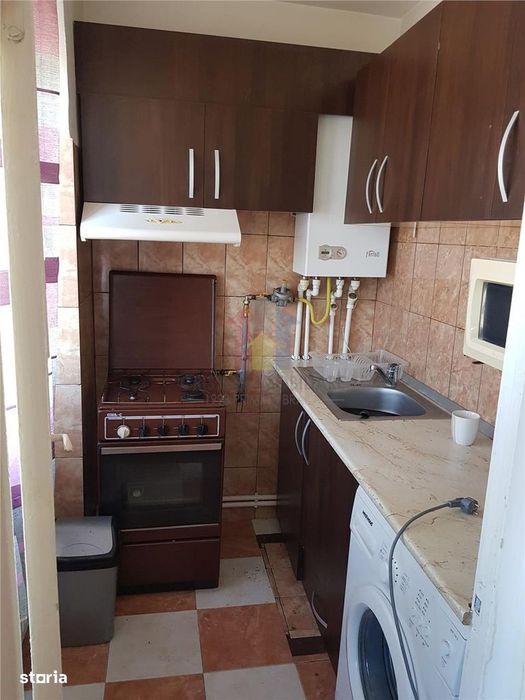 Garsoniera Mobilata si Utilata, bloc cu lift, Viziru 3 - Ciocarlia