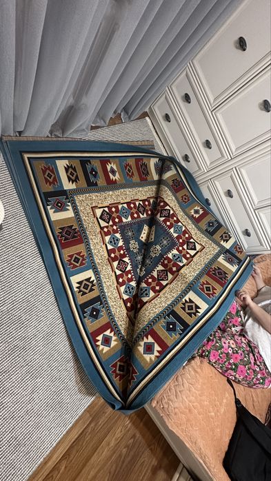 Ковер в отличном качестве