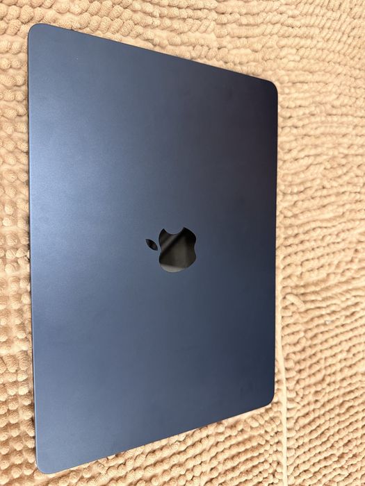 Macbook air m2 13 16/256