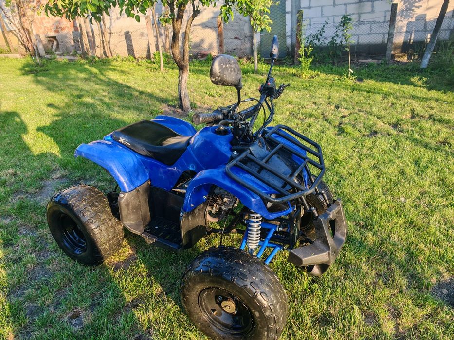 Vand ATV de copii pe benzina