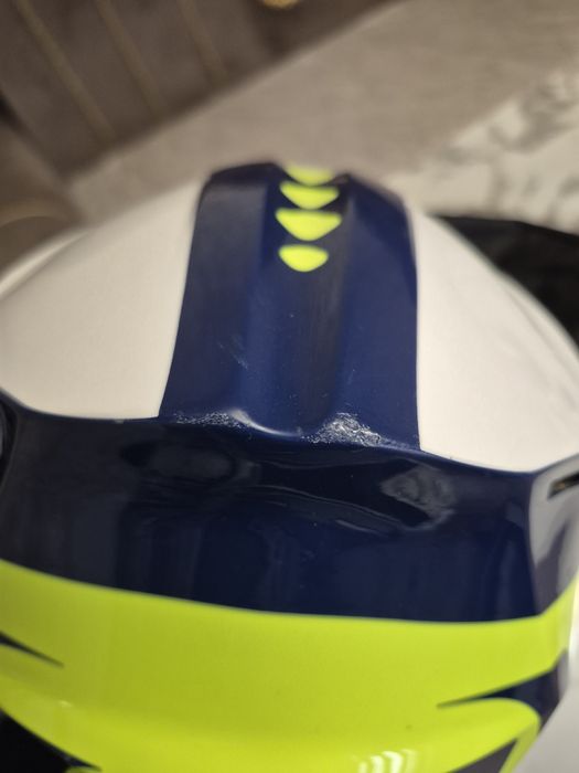 Мотокрос каска Airoh