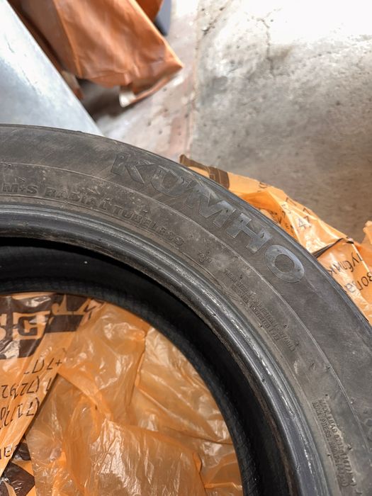 Продам шины KUMHO 255/55/17 94V