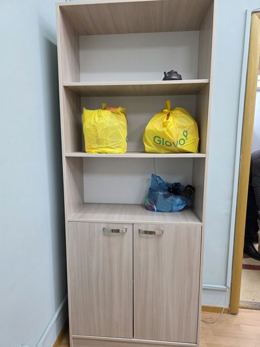 Продам два шкафа для офиса