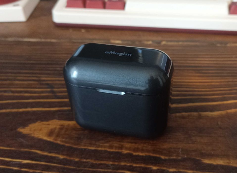 Комплект две батерии IS360X2B + кейс/хъб aMagisn за INSTA360