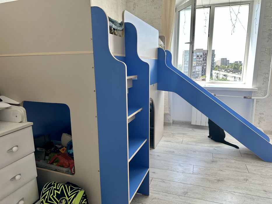 Продам детскую кровать чердак