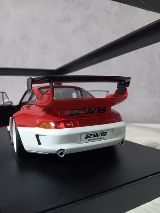 Macheta Porsche Rosso 1 18