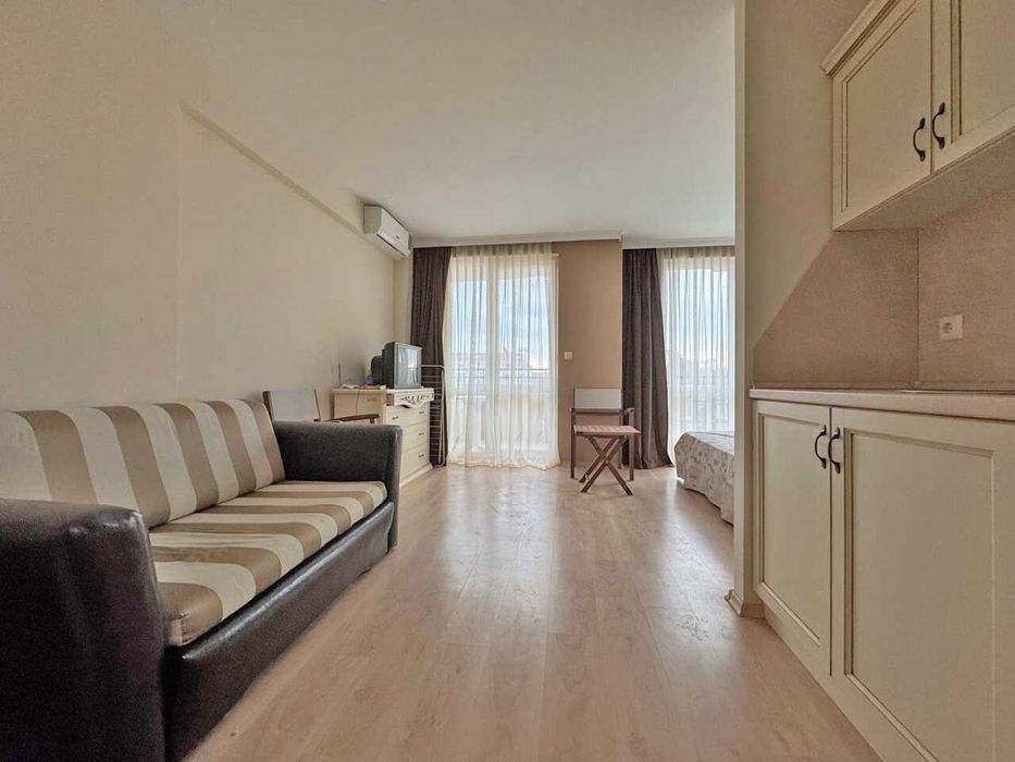 Продава се Едностаен апартамент в к.к. Слънчев бряг - 41 кв.м за 703 €/кв.м - Снимка #4