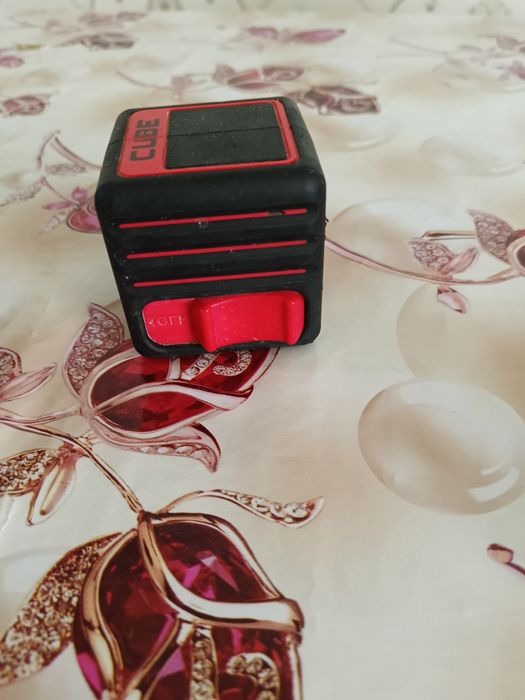 Продам лазер строительный