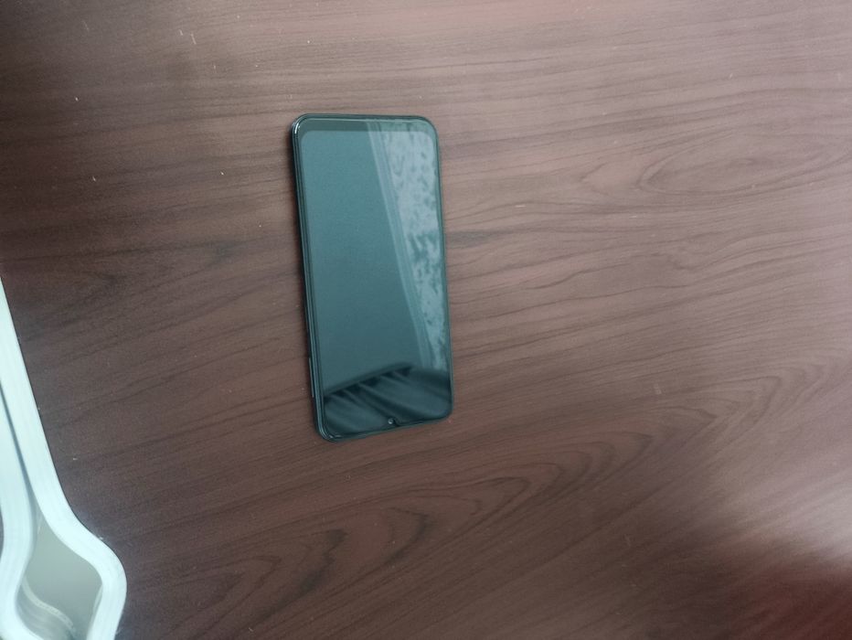 продам телефон samsung a24