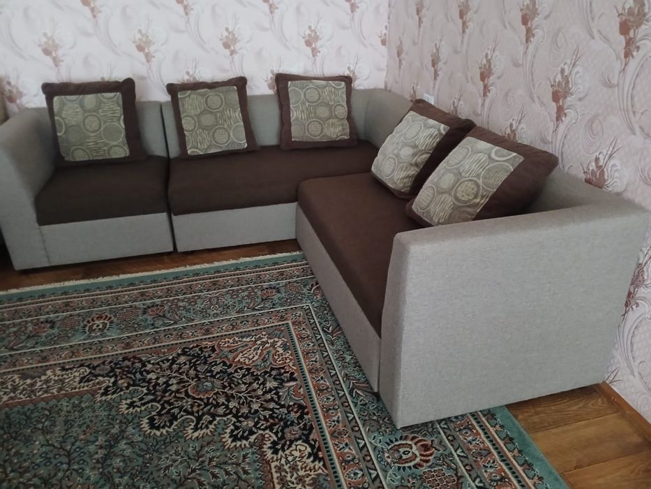 Диван  угловой.  б/у