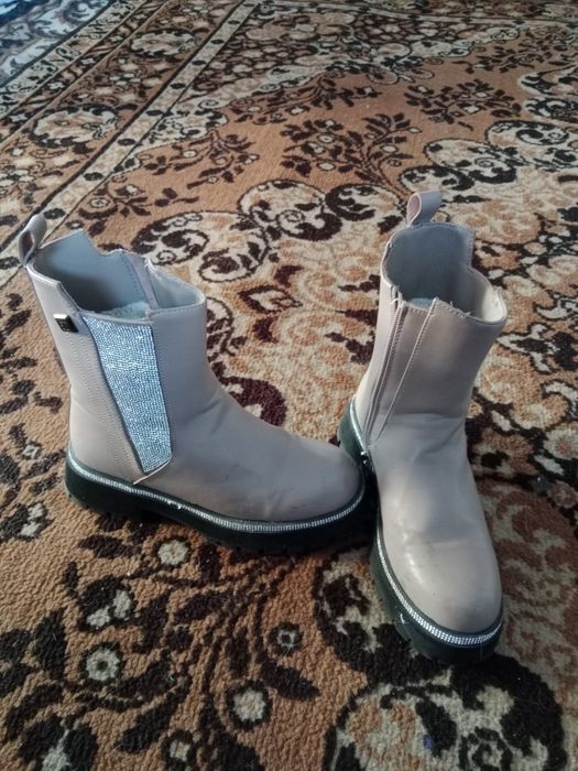 Продам сапоги41р