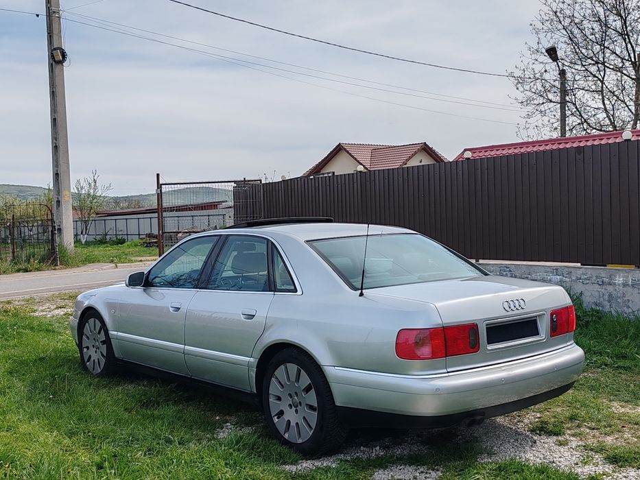 Audi A8 D2 2.8i V6 193cp An 2002