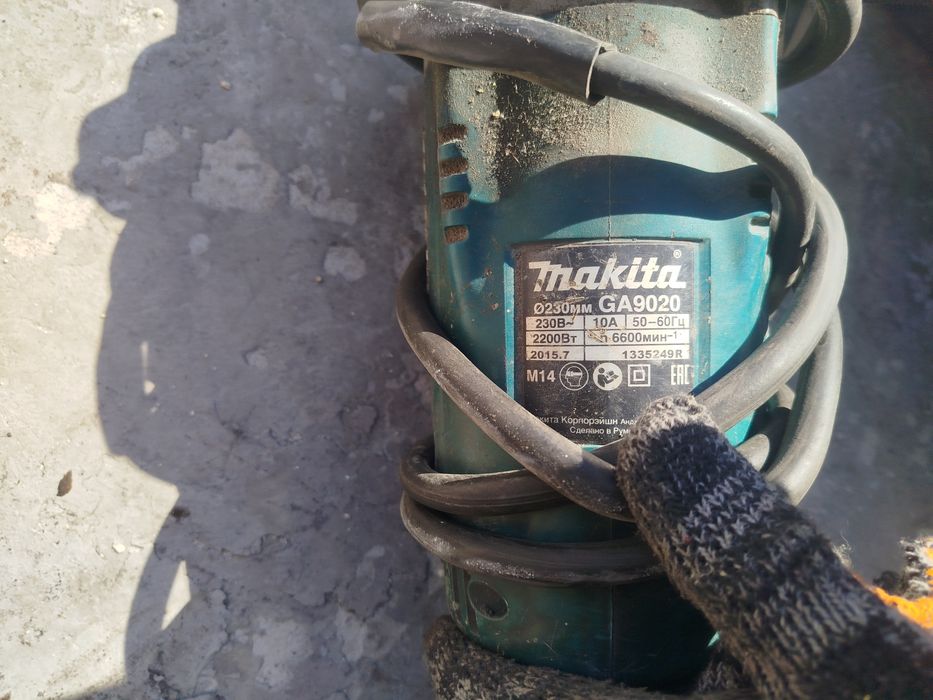Продам  бу УШМ 230 Макита