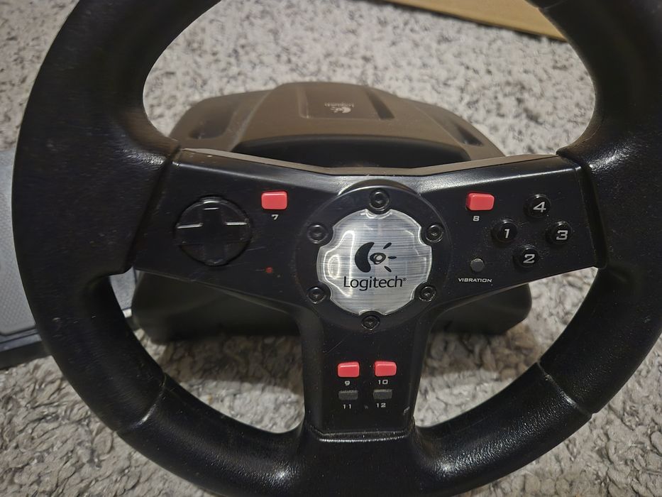 Volan Logitech Racing wheel + pedale  ptr Laptop, calculator,  PC..