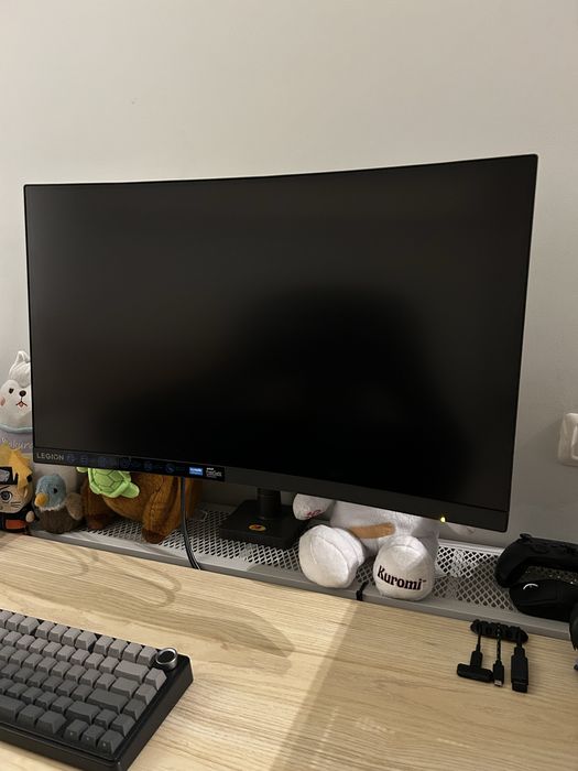 Monitor Gaming Curbat Lenovo Legion R27fc-30 – 27" / FHD / 280Hz / 0.5ms