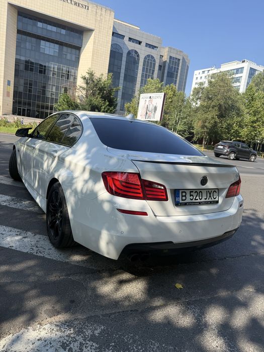 BMW Seria 5 F10 / Pachet M
