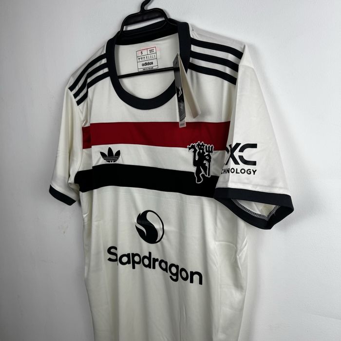 NEW! Манчестър Юнайтед трети тениски 24/25 сезон