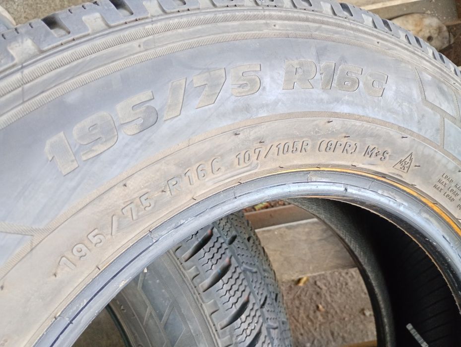 Топ състояние 2бр.195/75/16С Pirelli dot5017