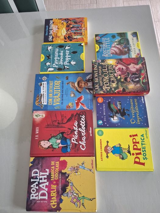 Vând cărți în stare foarte buna.